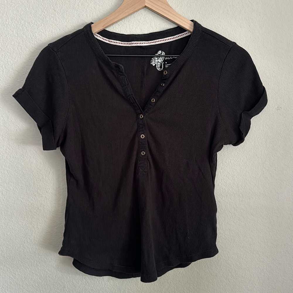 Anthropology by Pilcro black tshirt